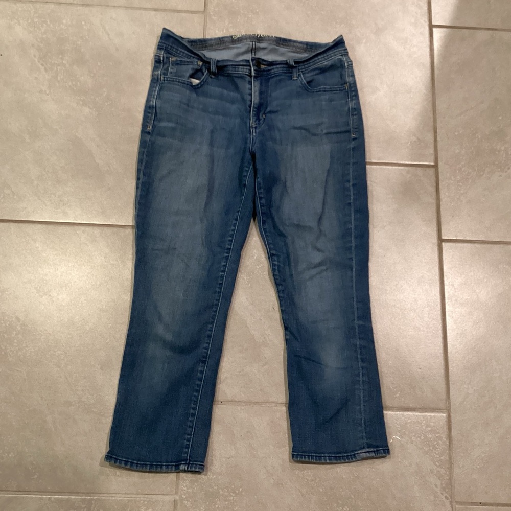 Old Navy Women's Cropped Blue Jeans